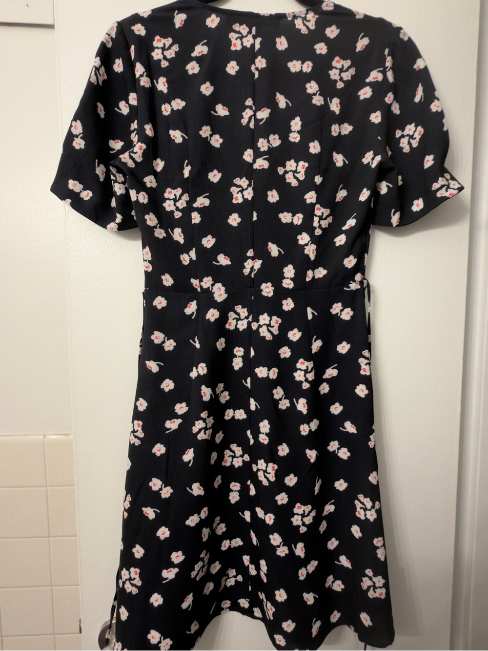 French Connection Floral Dress - Picture 4 of 5